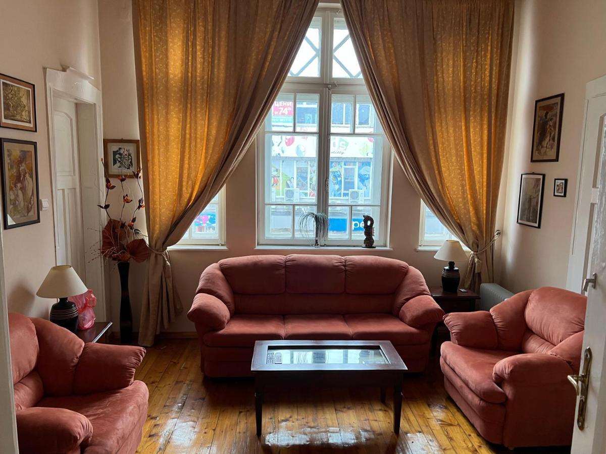 Albert Guest House Ruse Extérieur photo